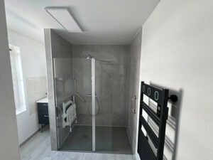 Douche sécurisée PMR