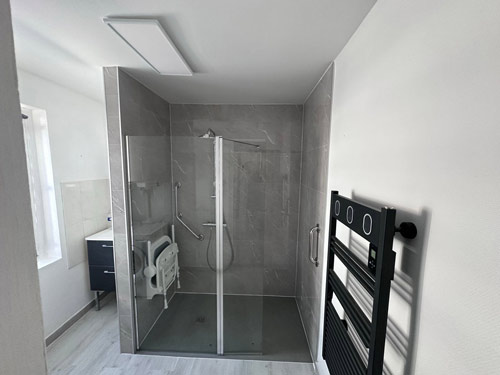 Douche sécurisée PMR